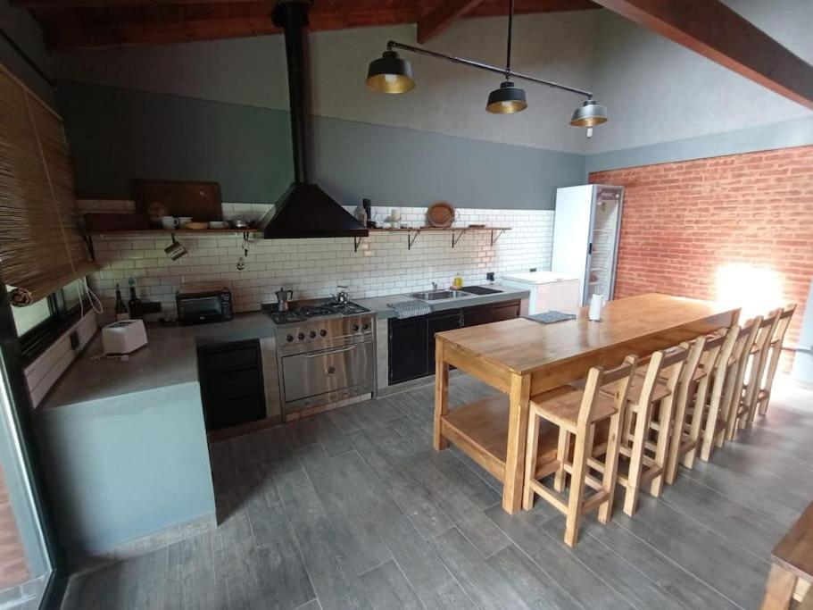 Escala Ezeiza Loft Con Desayuno Apartment Luis Guillon Bagian luar foto